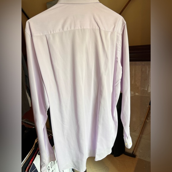 Yves Saint Laurent Men’s Large light Purple dress shirt. - Picture 2 of 4